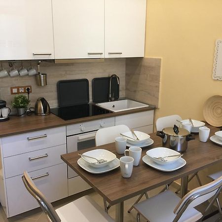 Entire Luxury Apartment In The City Center Budapest Esterno foto